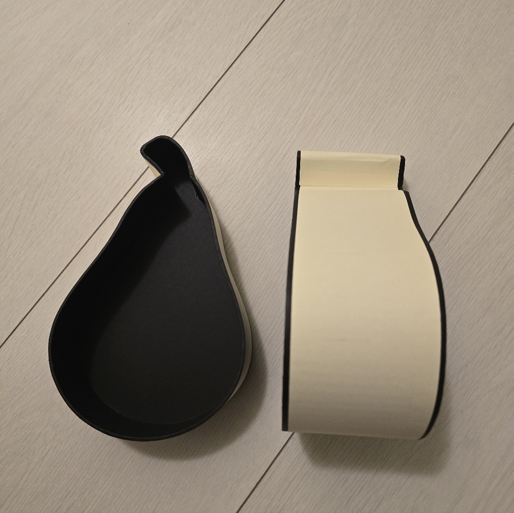 Jo Malone London Pear-Shaped Box - Picture 4 of 6